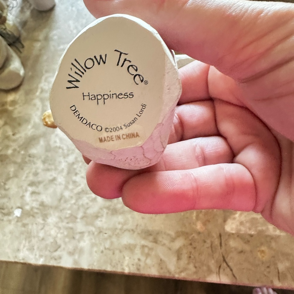Willow Tree Happiness Figurine with Cream and Tan Accents